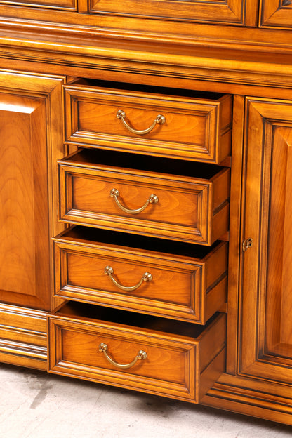 Traumhafte Original Selva Vitrine Kirschholz Buffet Bibliothek Antik Stil Schrank Geschirrschrank Italienische Möbel
