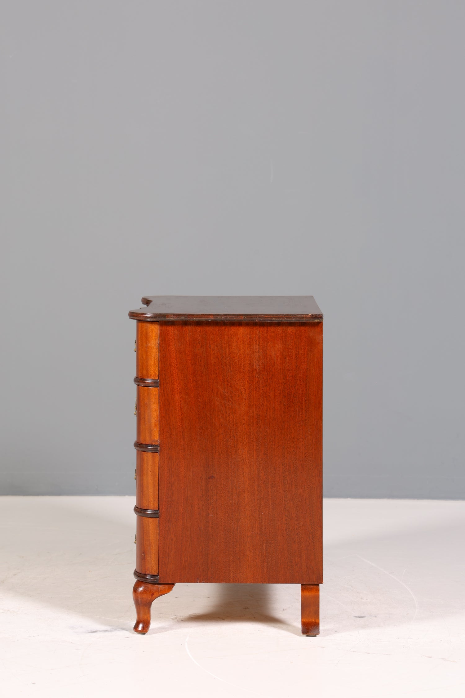 Wunderschöne geschwungene Kommode im Barock Stil Sideboard Schubladenkommode