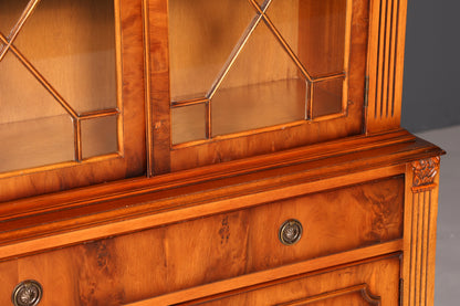 F995 Finish cm, Wunderschöne Englische Vitrine Bücherschrank Buffet Antik Stil Englisch Eibe Glasvitrine Bibliothek