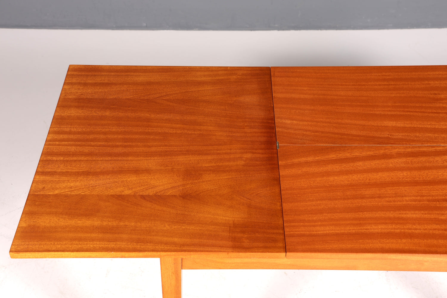 Table de cuisine Hellerau originale du milieu du siècle, table de salle à manger extensible vintage, VEB