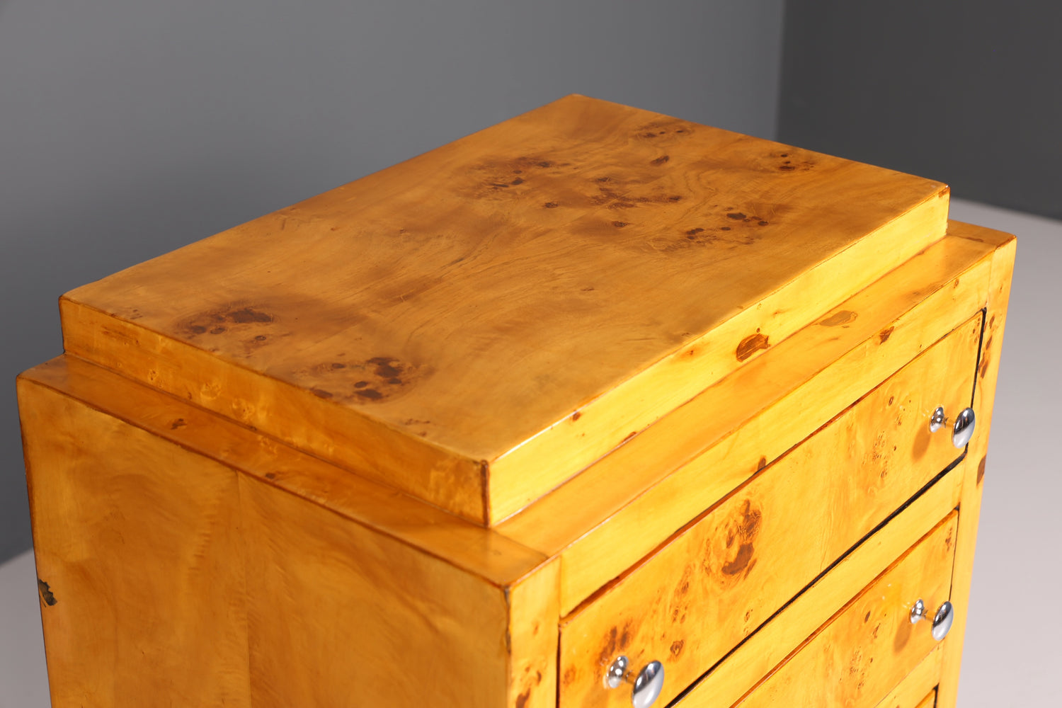 Commode haute de style Art déco onirique, style Biedermeier, Vertiko, commode