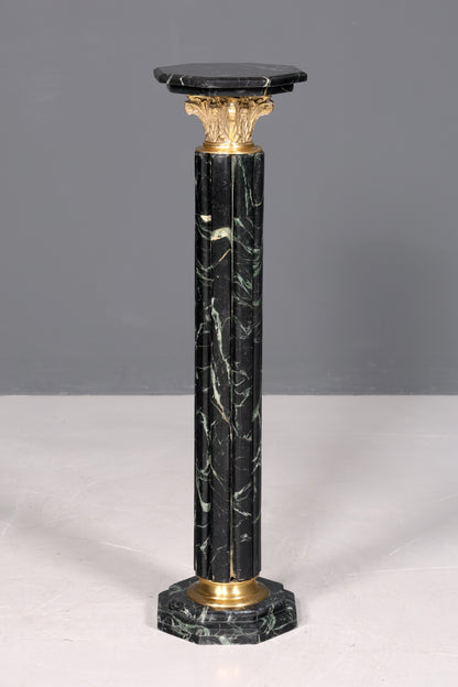 Magnifique colonne de style baroque, colonne fleurie en marbre Louis XV, socle en pierre naturelle verte