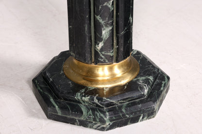 Magnifique colonne de style baroque, colonne fleurie en marbre Louis XV, socle en pierre naturelle verte