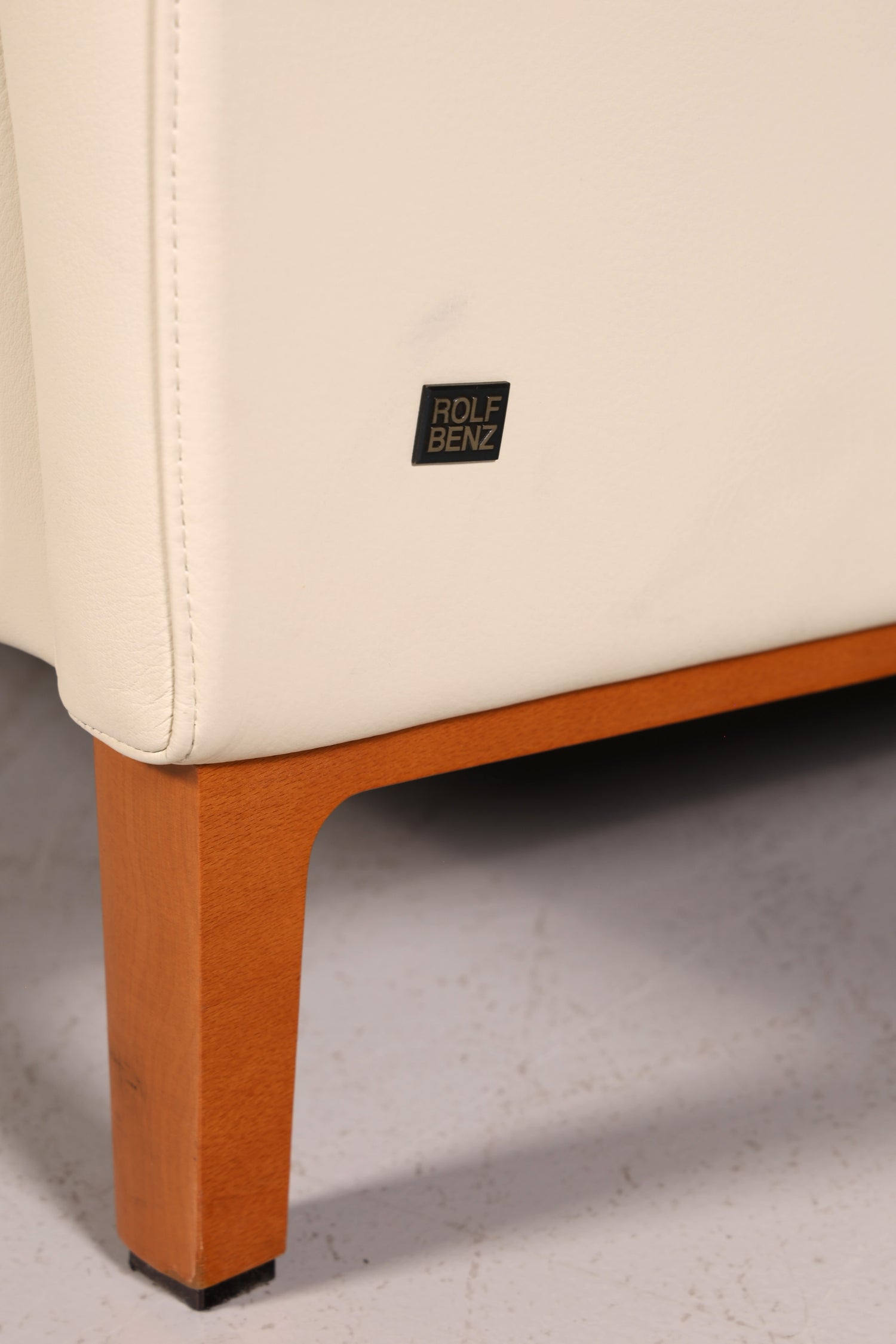 Wunderschönes Original Rolf Benz Sofa Modell 3300 Creme Echtleder 2-Sitzer Couch Designer Ledersofa