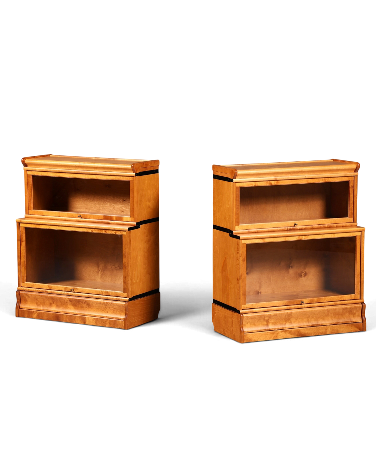 Hauptstadt Möblerei Boknäs Bücherregal im Globe Wernicke Stil aus Holz mit verglasten Klapptüren in zwei Modulen