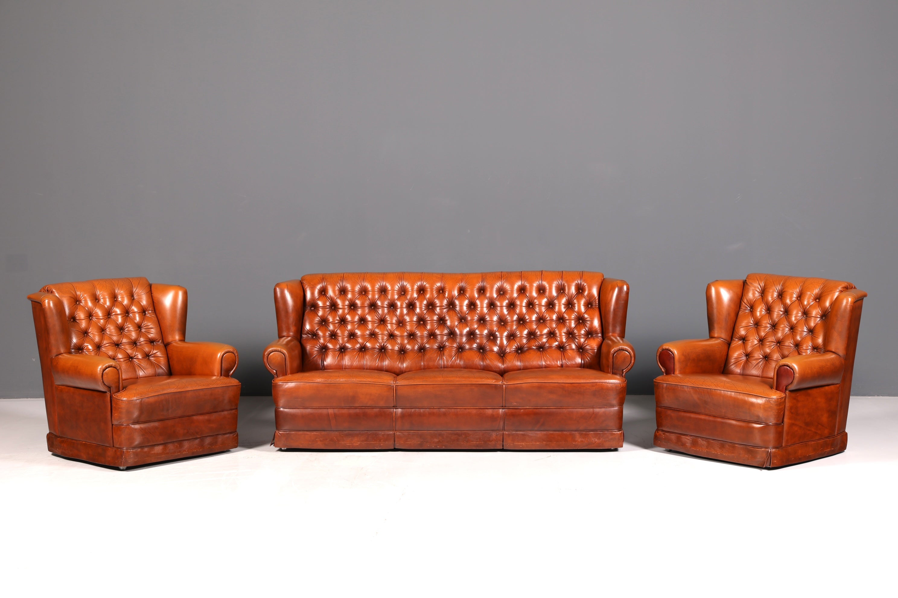 Wunderschönes Original Chesterfield Sofa 3-Sitzer Echt Leder Cognac Couch Englisch Ledersofa Vintage