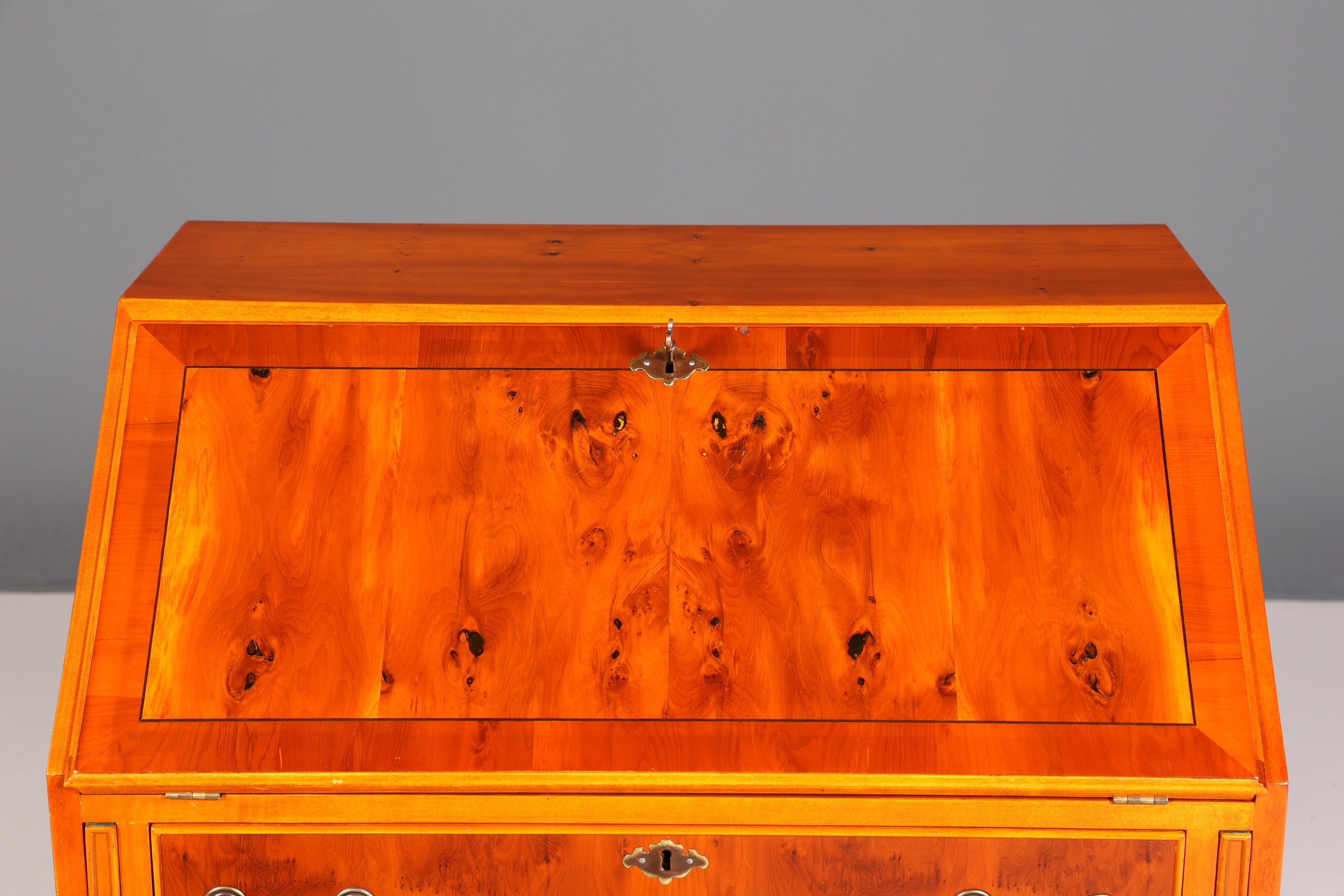 Magnifique secrétaire anglais, en bois d&