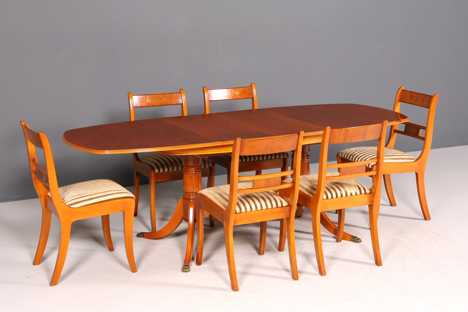 G035 Finish cm Wunderschöner Englischer Tisch ausziehbarer Esstisch Antik Stil 60s Küchentisch Eibe