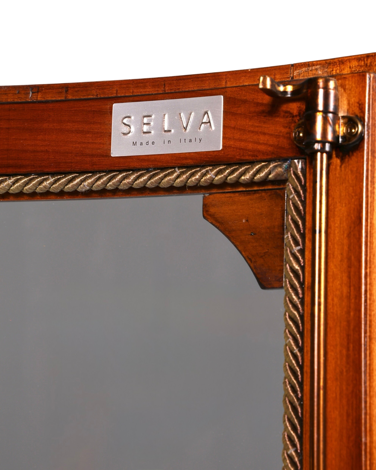 Wunderschöne Original Selva Eckvitrine Antik Stil Vitrine Schrank Geschirrschrank Glasvitrine