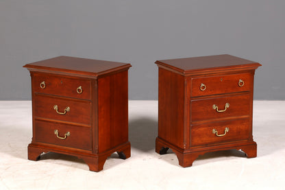 Elegant Drexel Heritage dresser in antique style, bedside table, USA chest of drawers 2 of 2