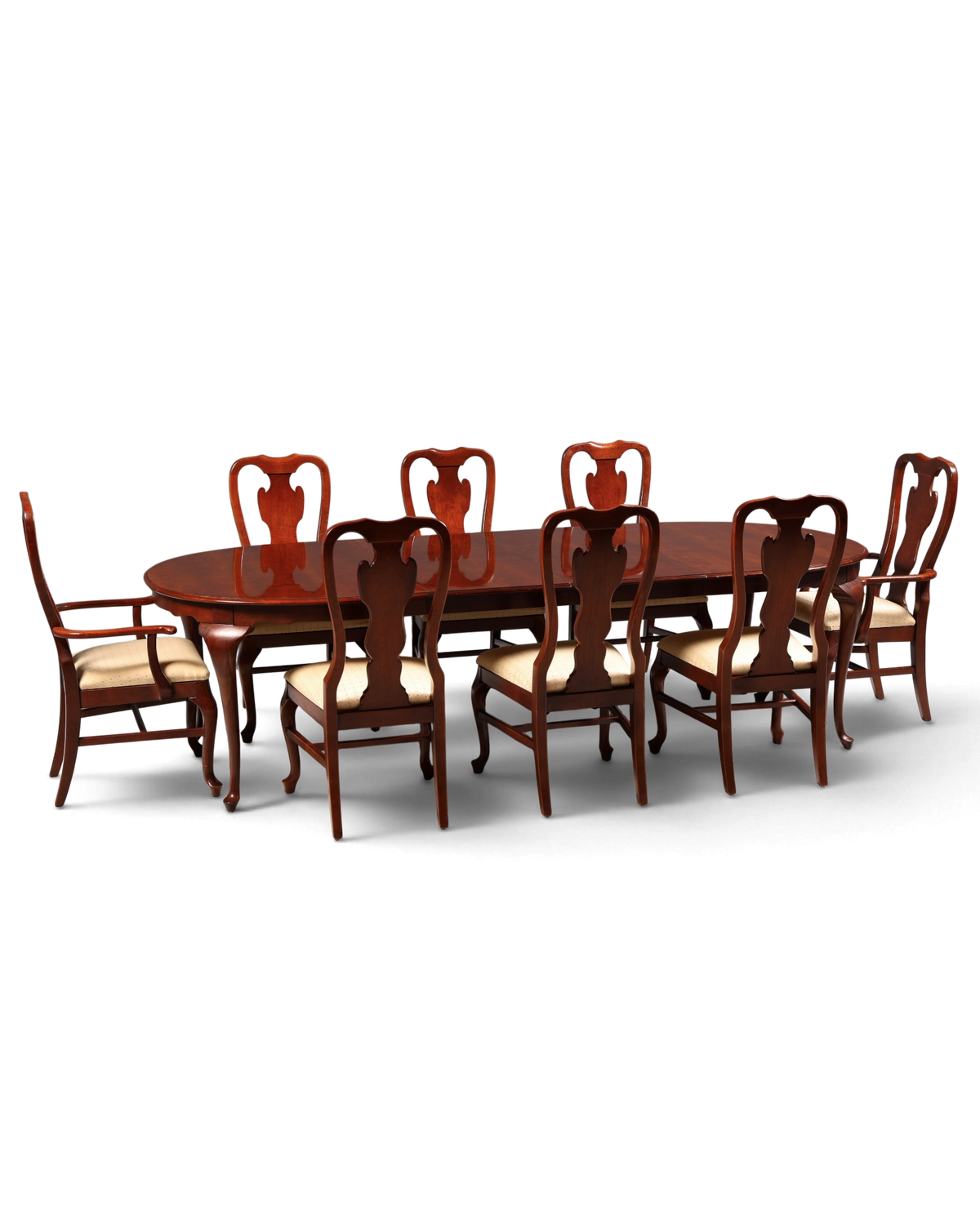 Hauptstadt Möblerei Set aus 6 Drexel Heritage Chippendale Stühlen aus Holz mit beigem Polster an einem Esstisch