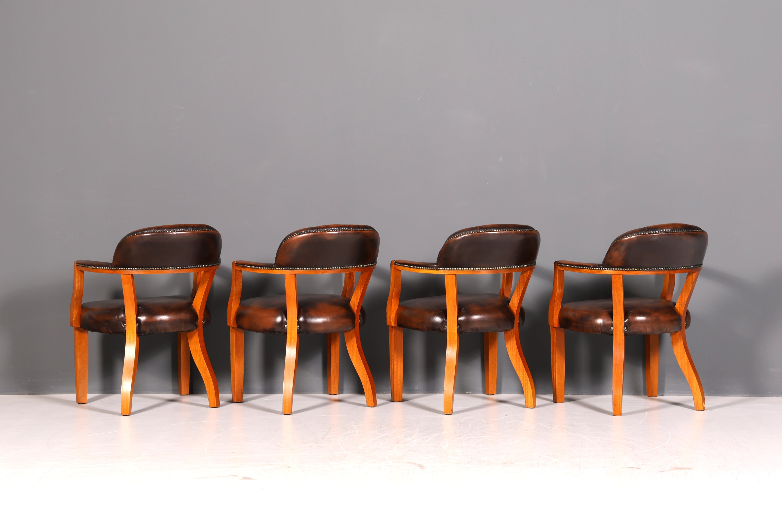 Wunderschöner Chesterfield Armlehnstuhl Braun Echt Leder Englisch Bürostuhl Schreibtischstuhl Sekretär Stuhl Court Chair 3 von 4