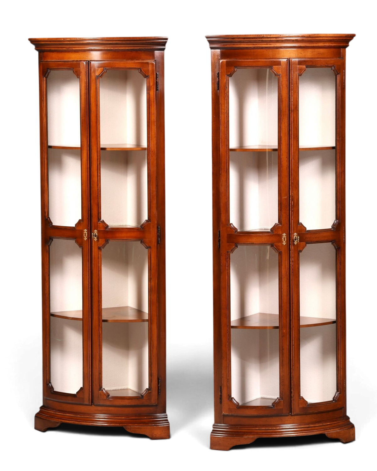 Wunderschöne Original Selva Eckvitrine Antik Stil Vitrine Schrank Geschirrschrank Glasvitrine