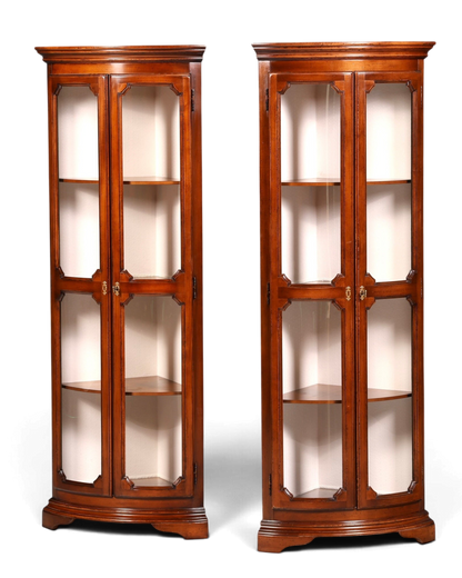 Wunderschöne Original Selva Eckvitrine Antik Stil Vitrine Schrank Geschirrschrank Glasvitrine
